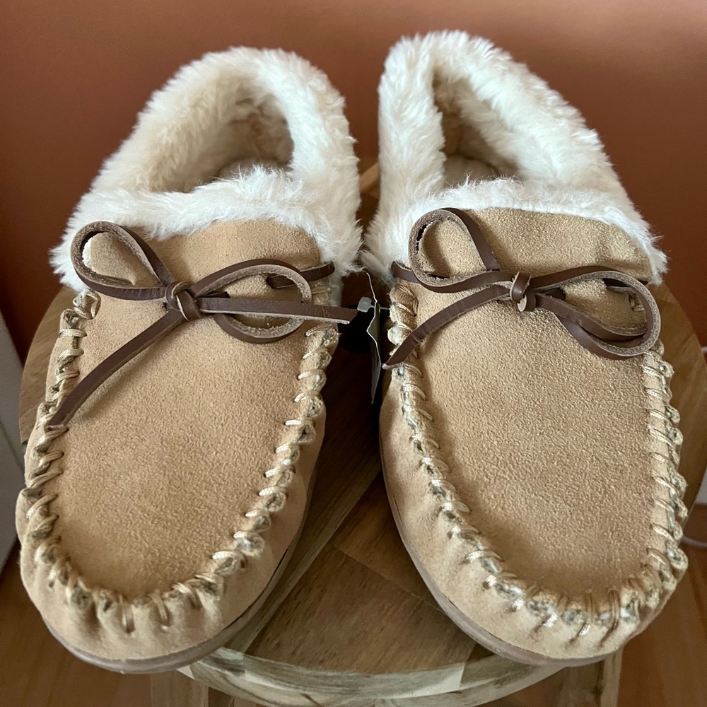 J. Crew Women’s Lodge Shoes Size 8